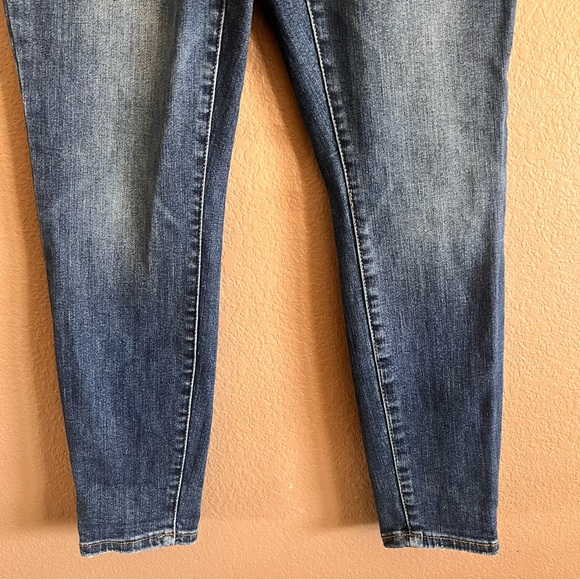 Judy Blue Skinny Fit Jeans Size 13|31 - Picture 5 of 13